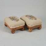 3208 Footstools